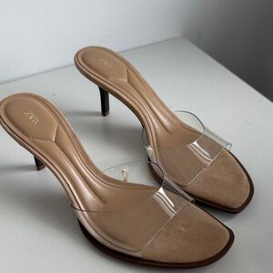 Zara Women's Beige and Transparent Heels